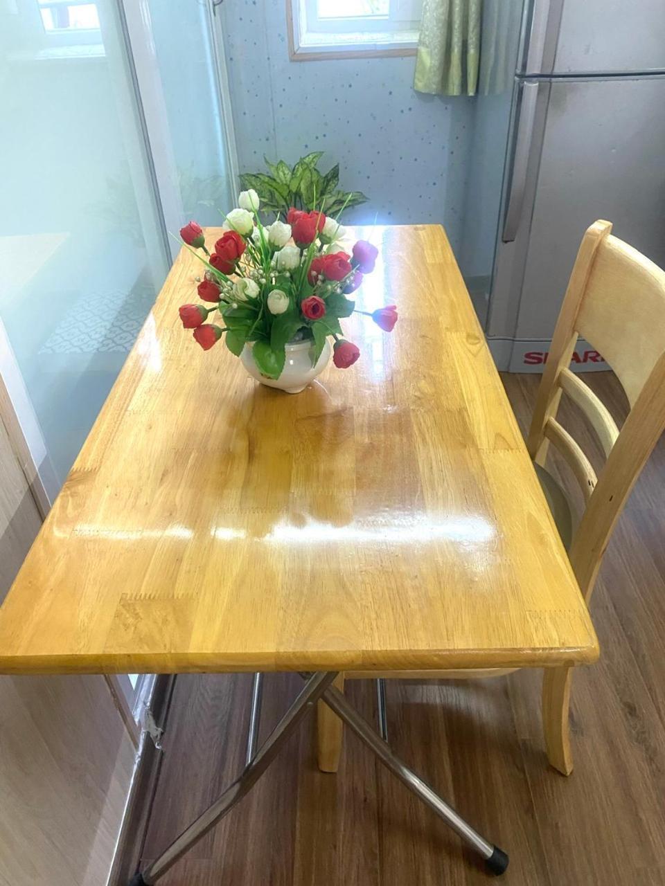 Cozy Homestay With Large Bed, Private Bathroom, Large Balcony Hanoï Extérieur photo